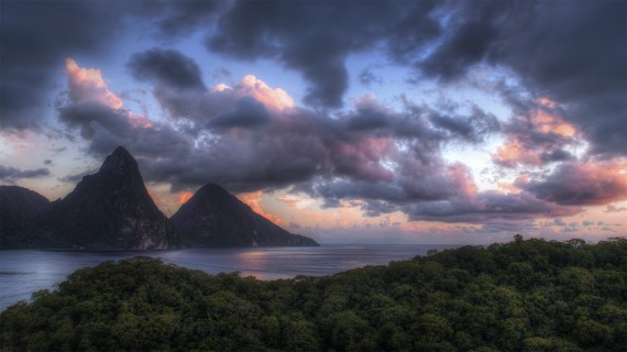 pitons_wide_sm